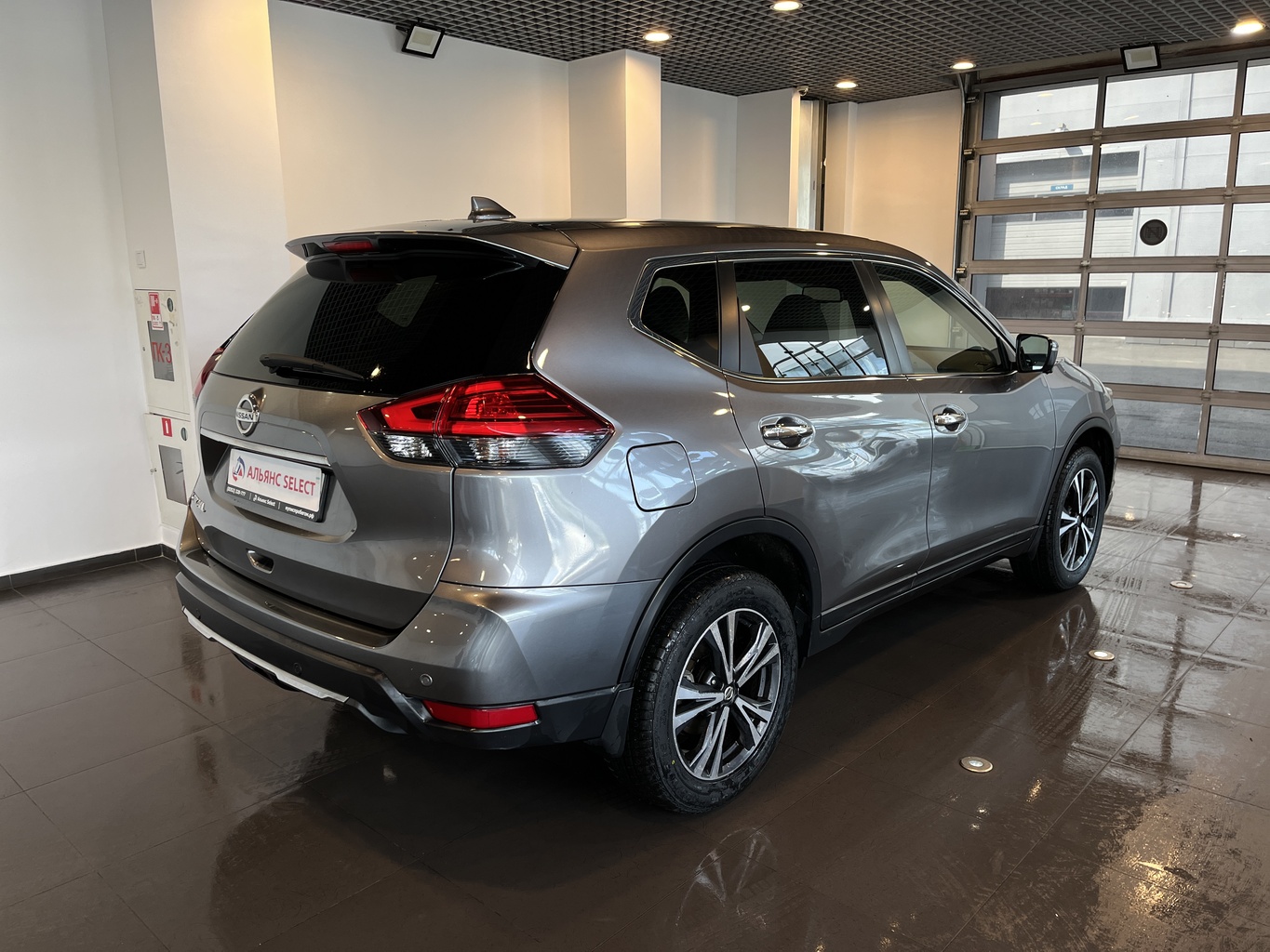 NISSAN X-TRAIL