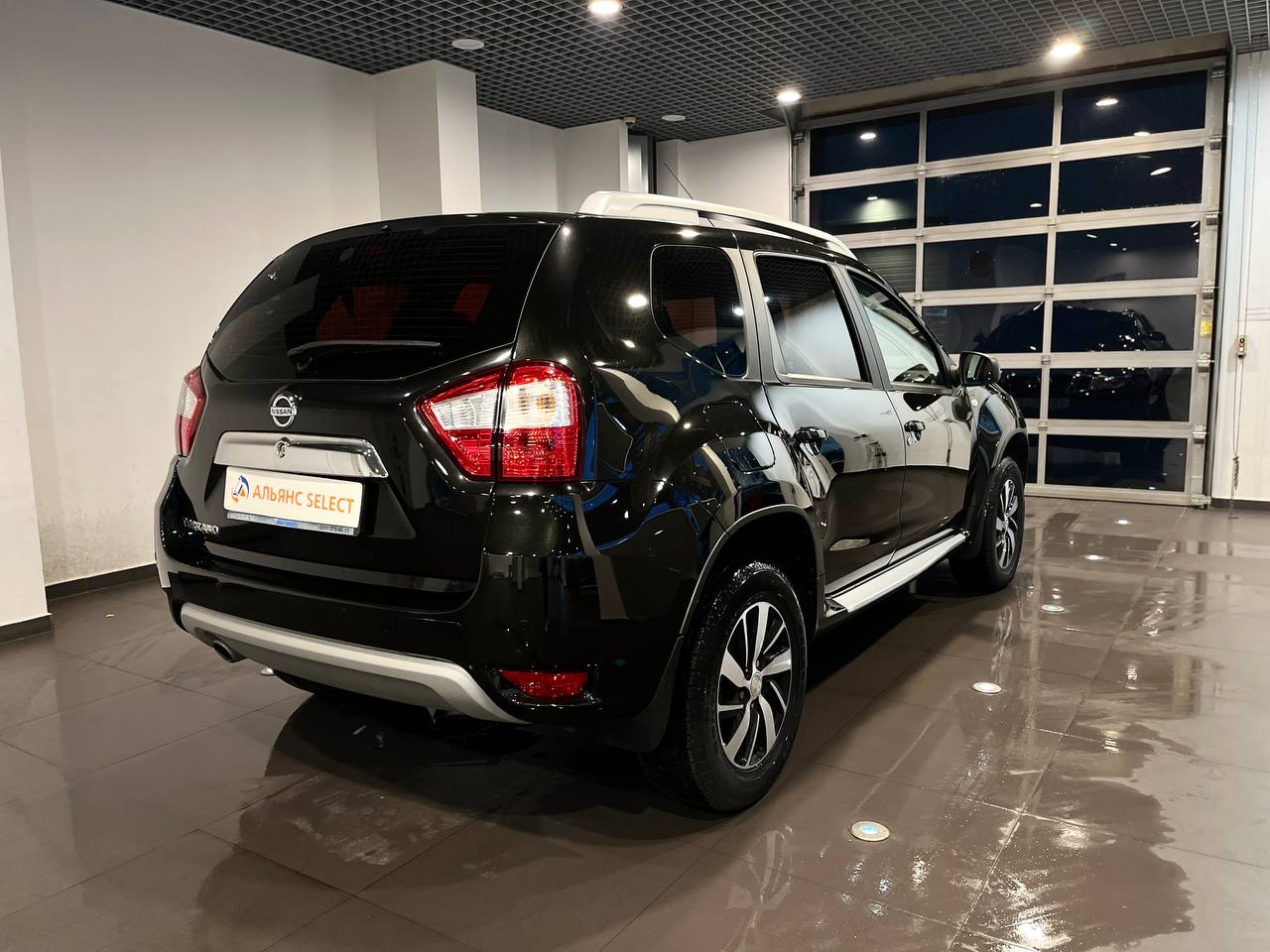 NISSAN TERRANO