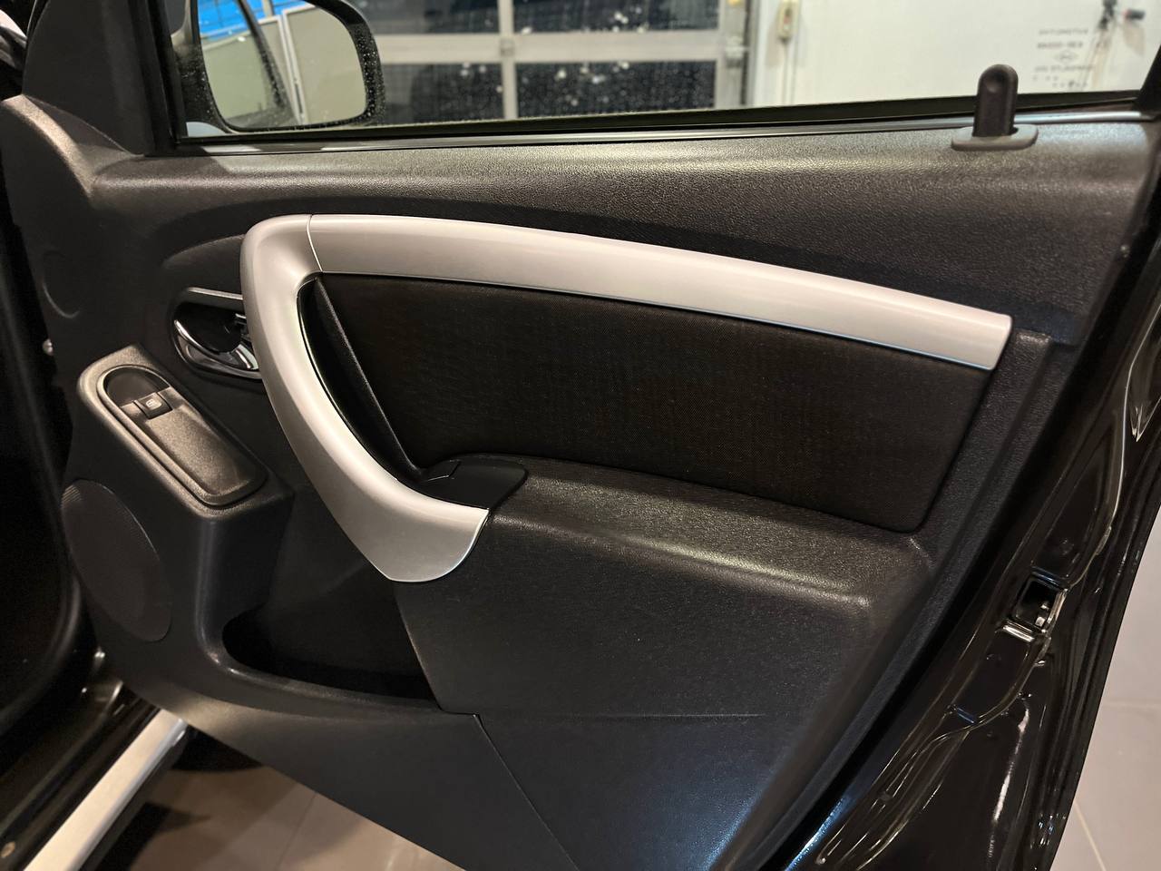 NISSAN TERRANO