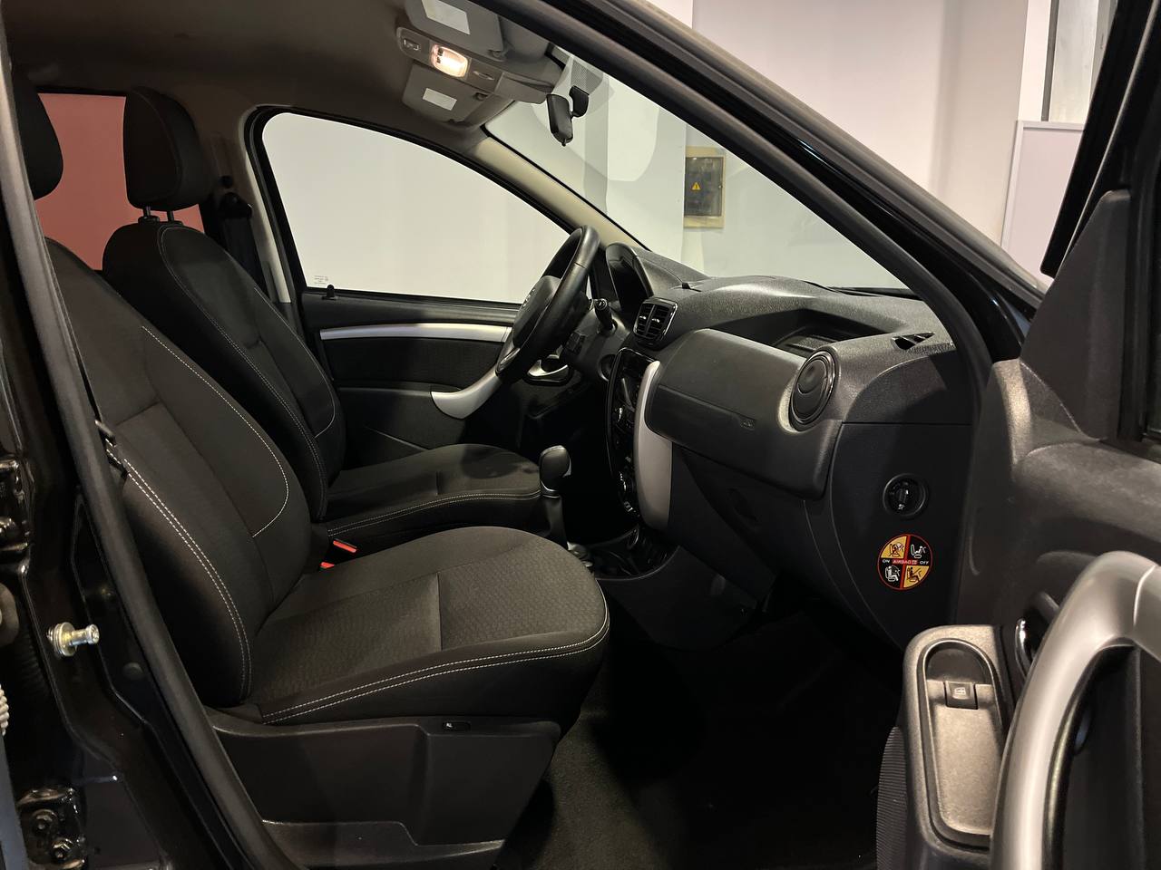 NISSAN TERRANO