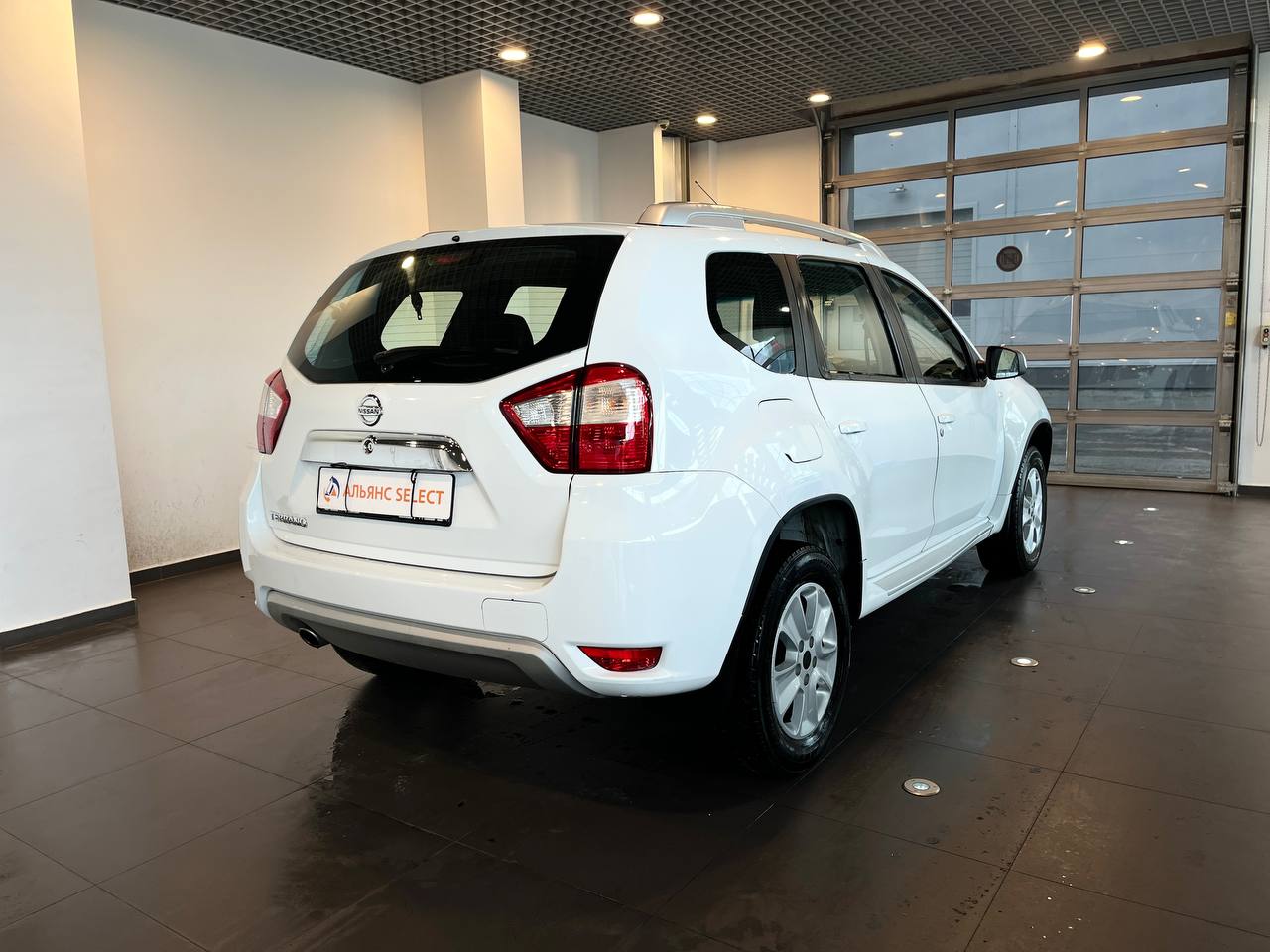 NISSAN TERRANO