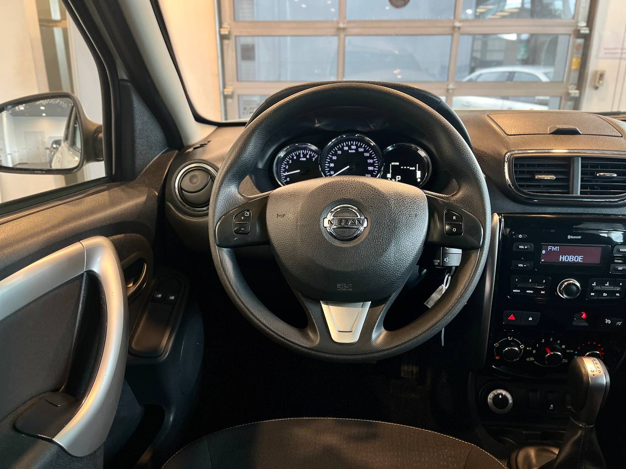 NISSAN TERRANO