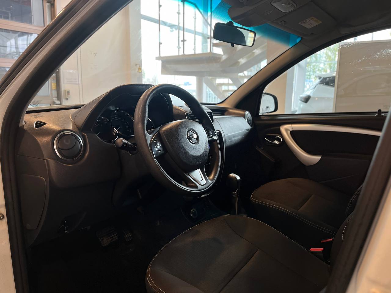 NISSAN TERRANO