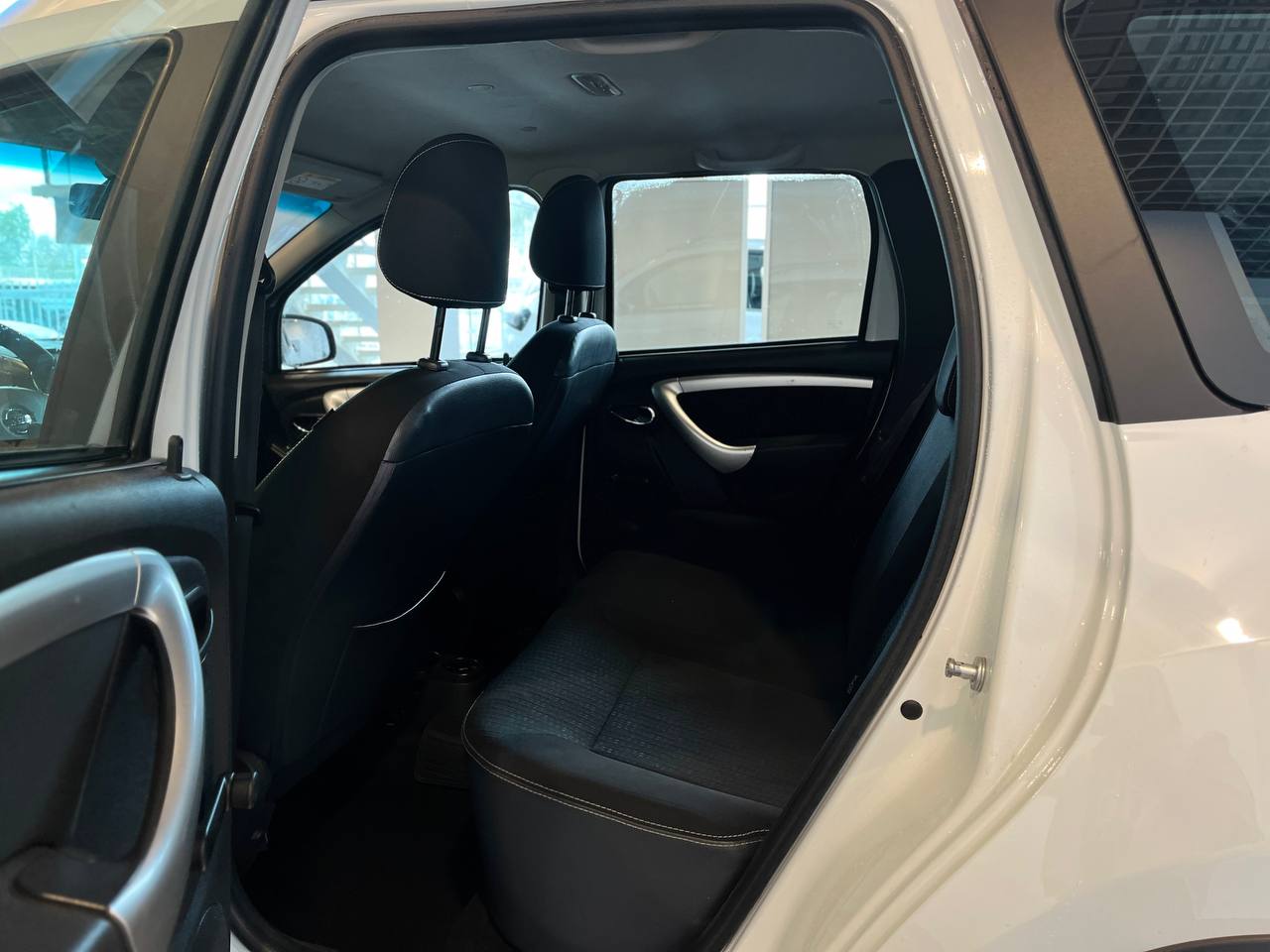 NISSAN TERRANO