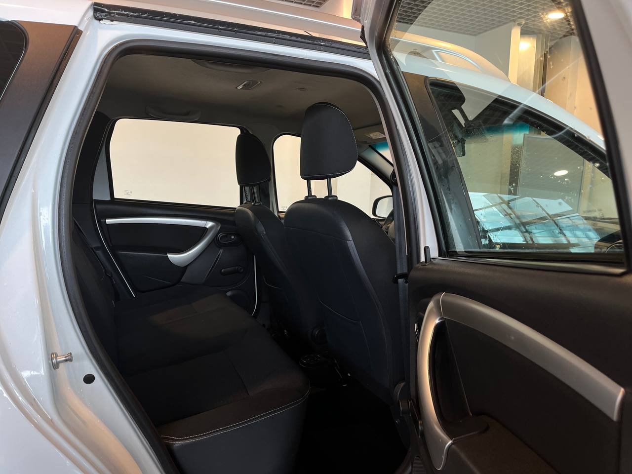 NISSAN TERRANO