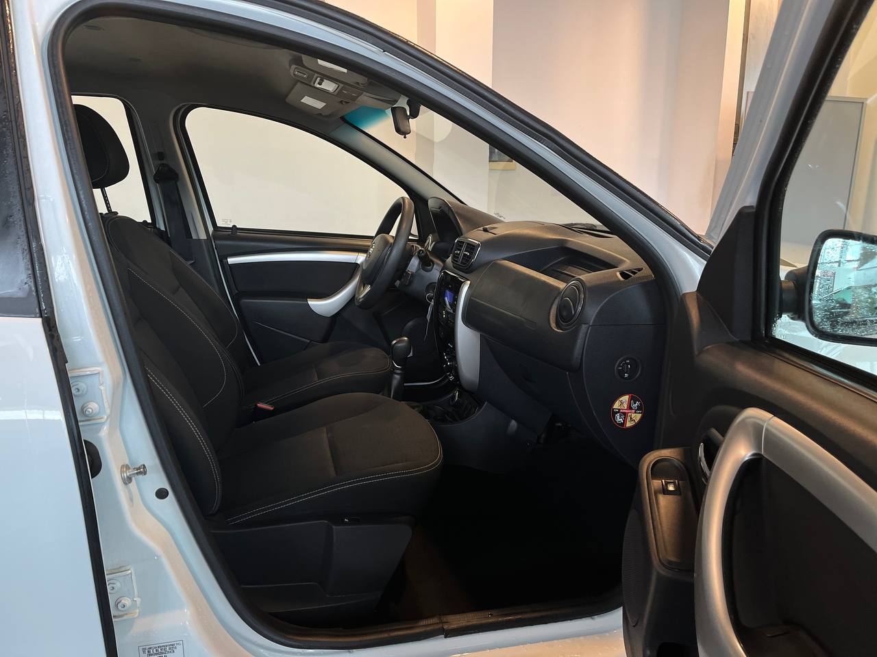 NISSAN TERRANO