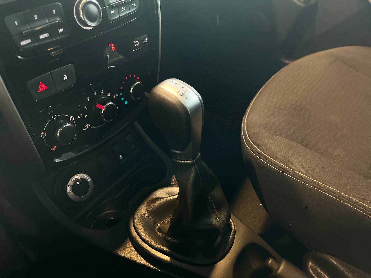 NISSAN TERRANO