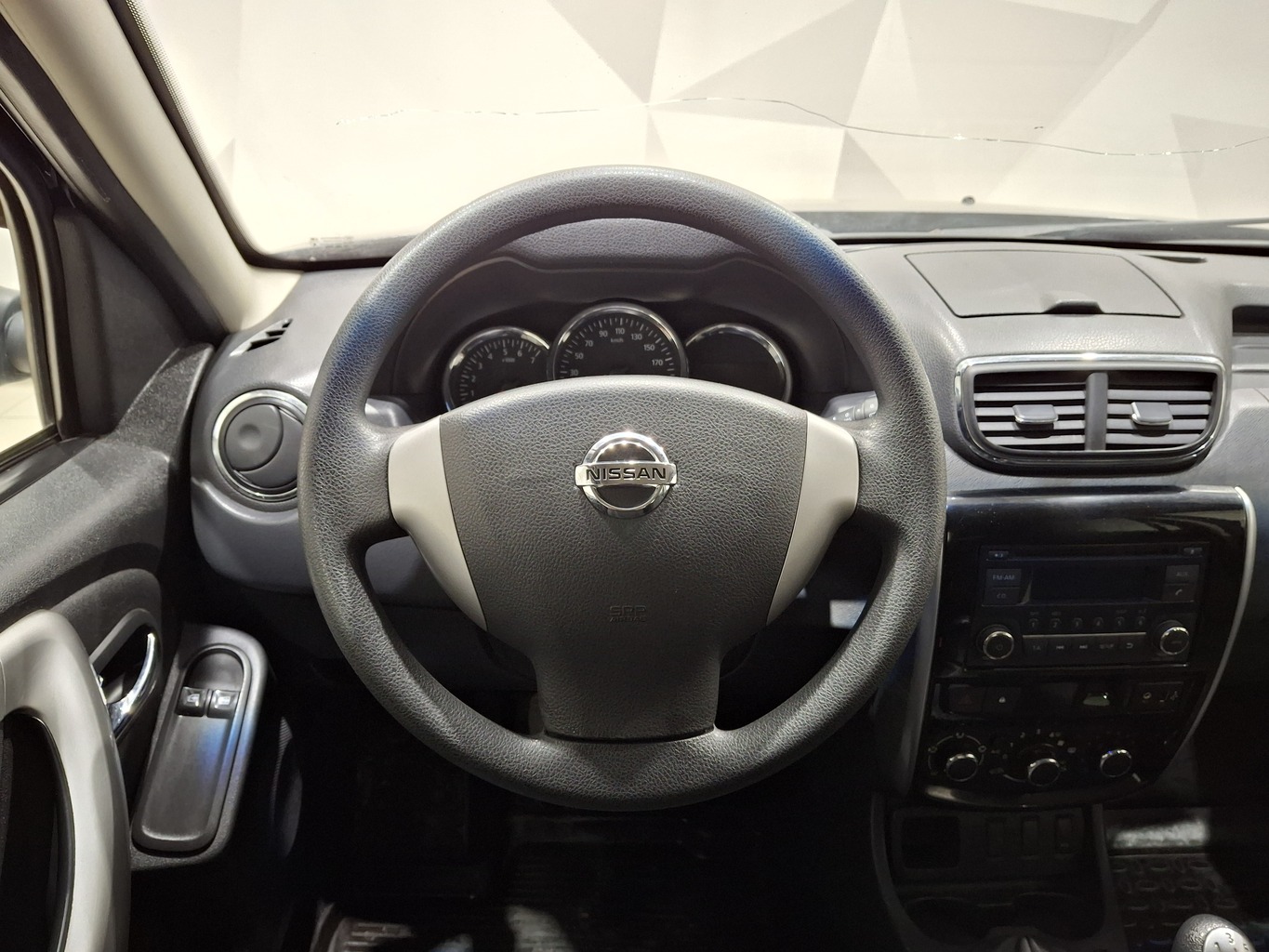 NISSAN TERRANO