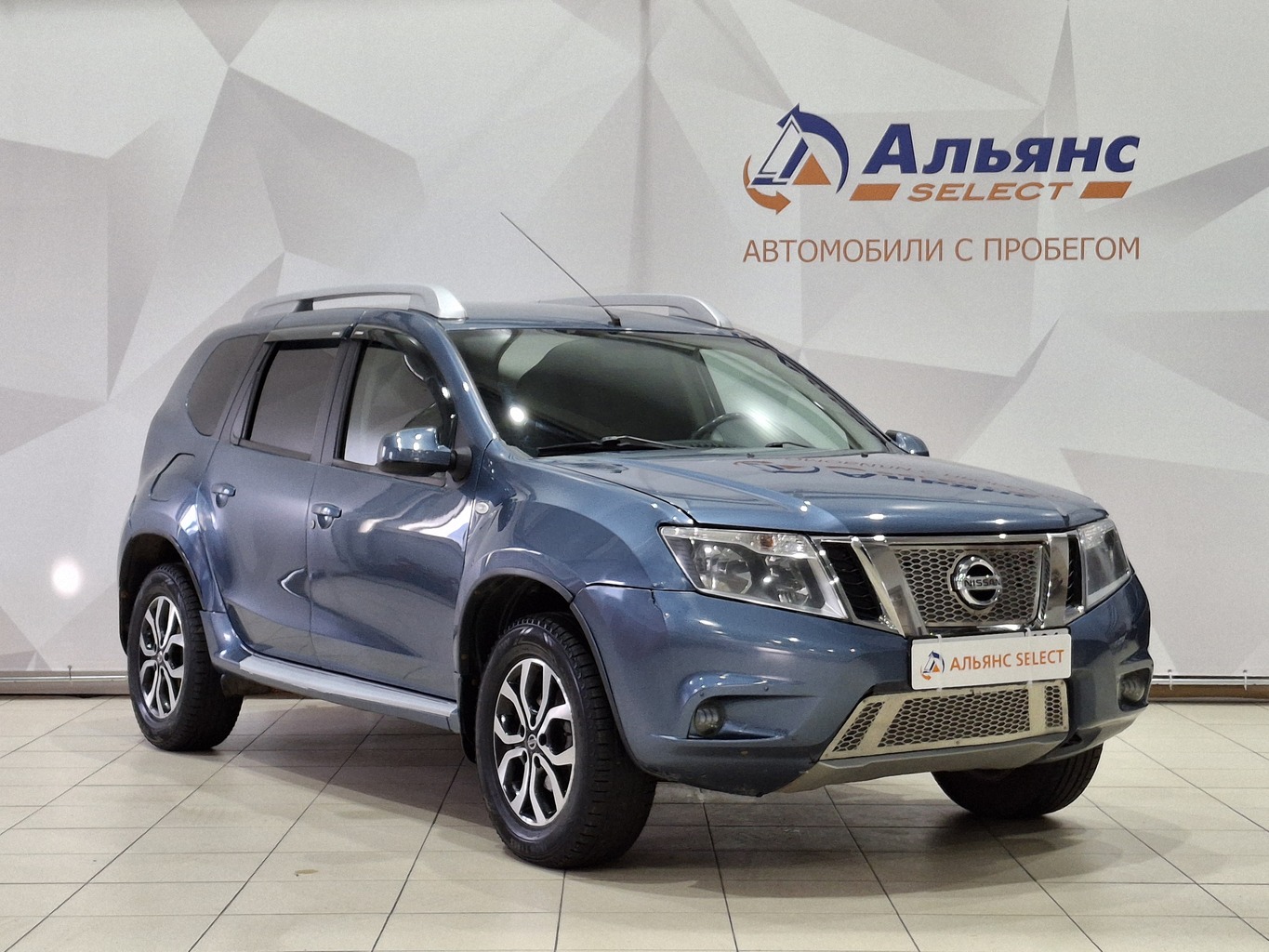 NISSAN TERRANO