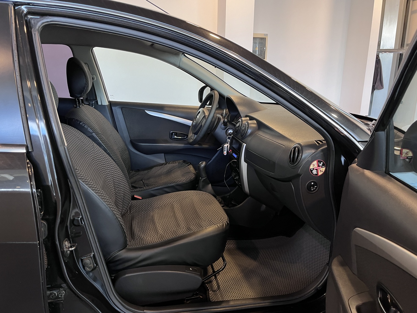 NISSAN ALMERA