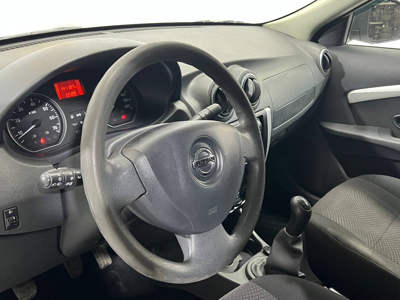 NISSAN ALMERA