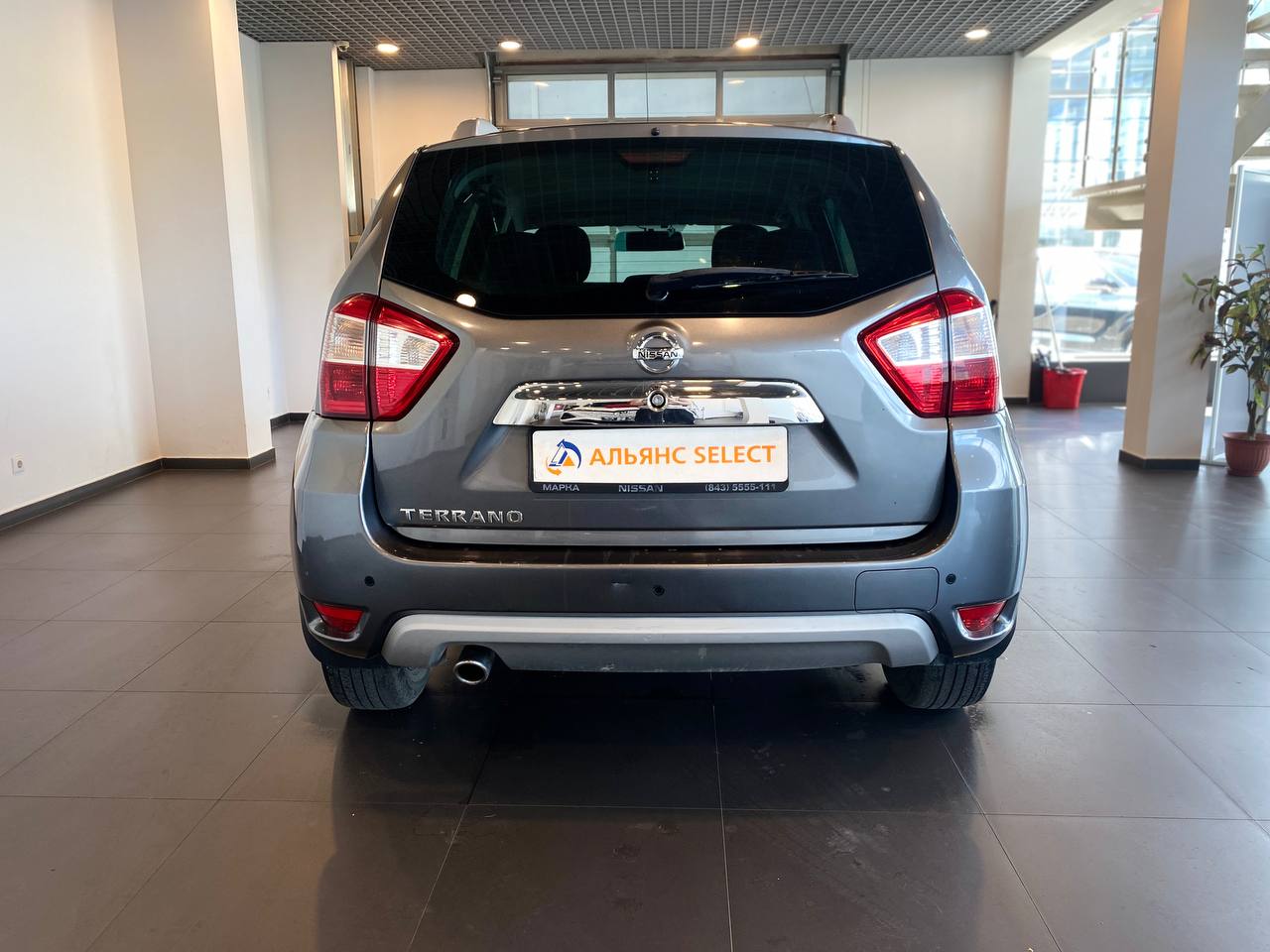 NISSAN TERRANO