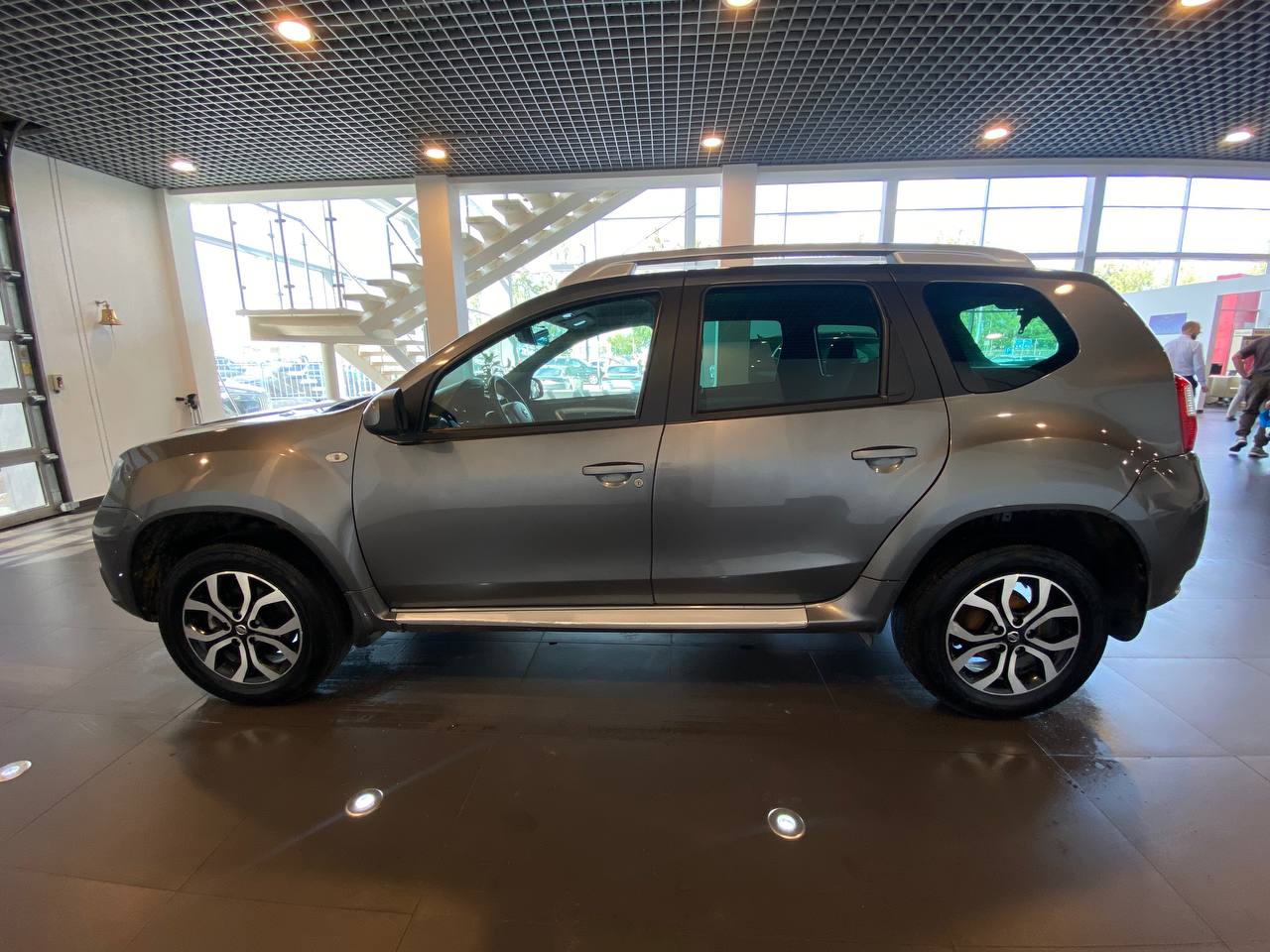 NISSAN TERRANO