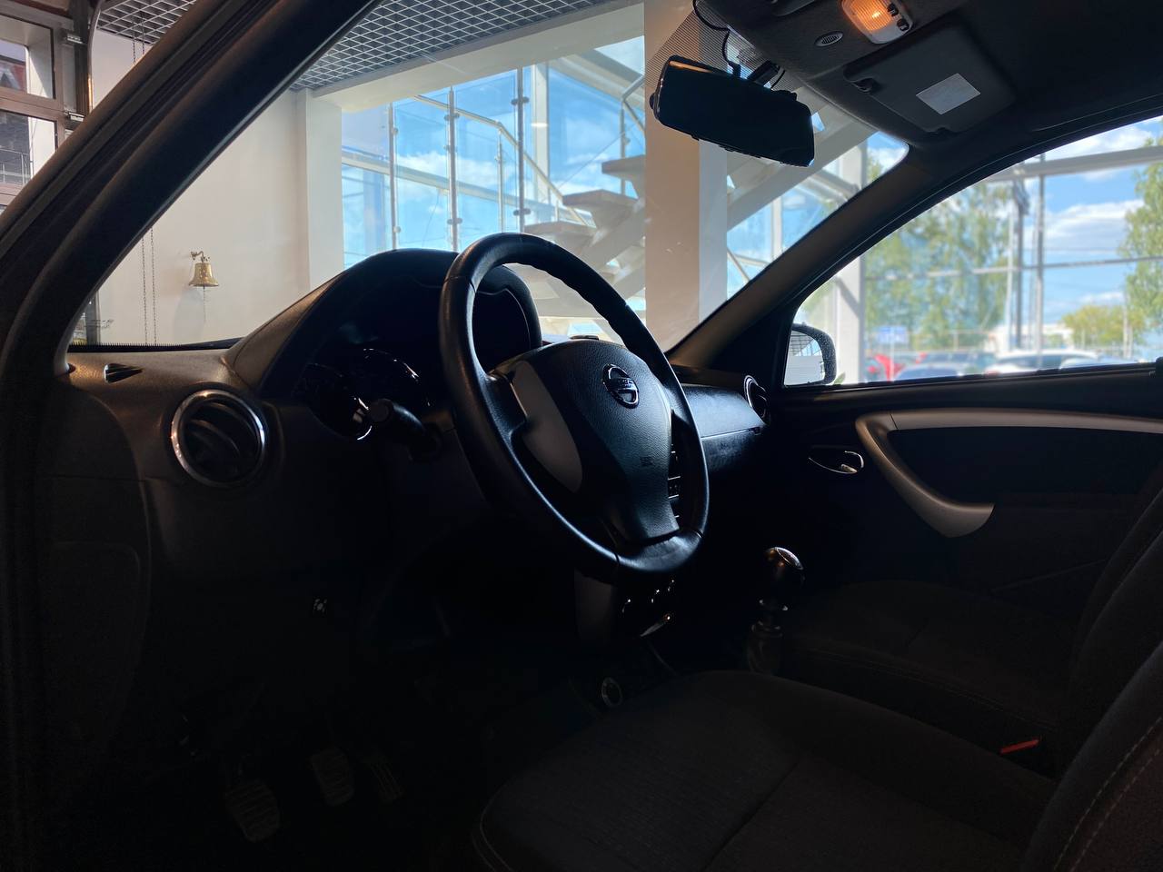 NISSAN TERRANO