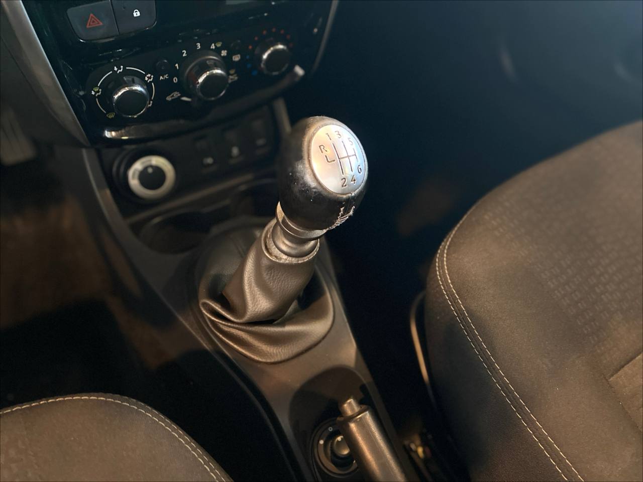 NISSAN TERRANO