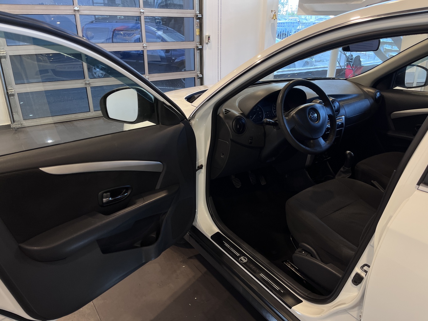 NISSAN ALMERA