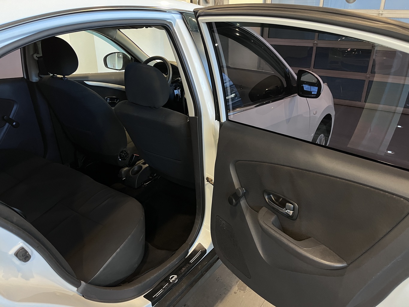 NISSAN ALMERA
