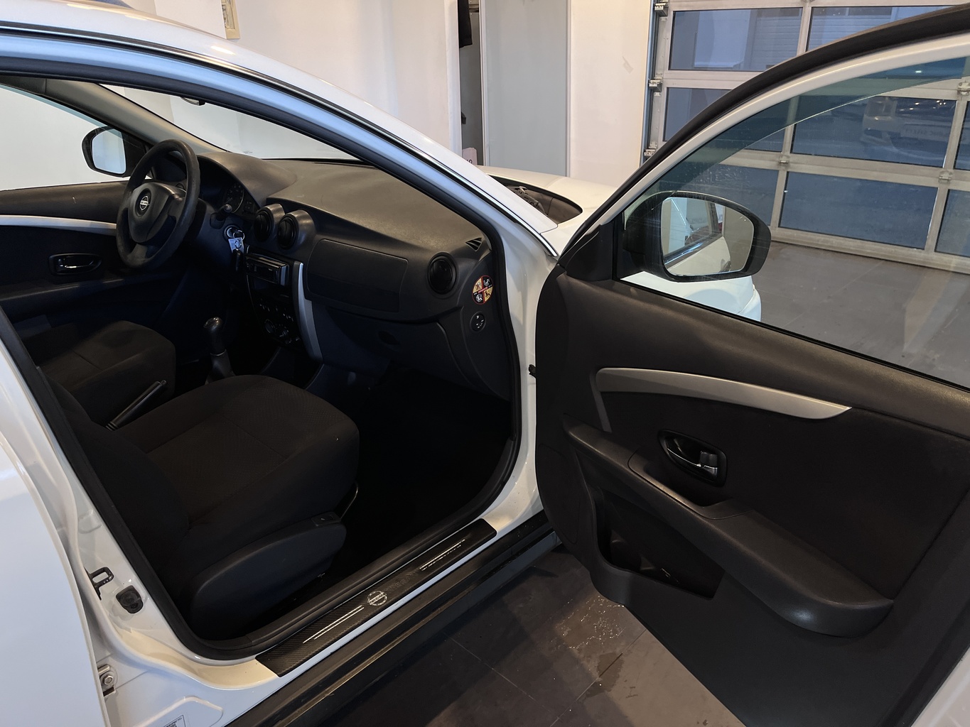 NISSAN ALMERA