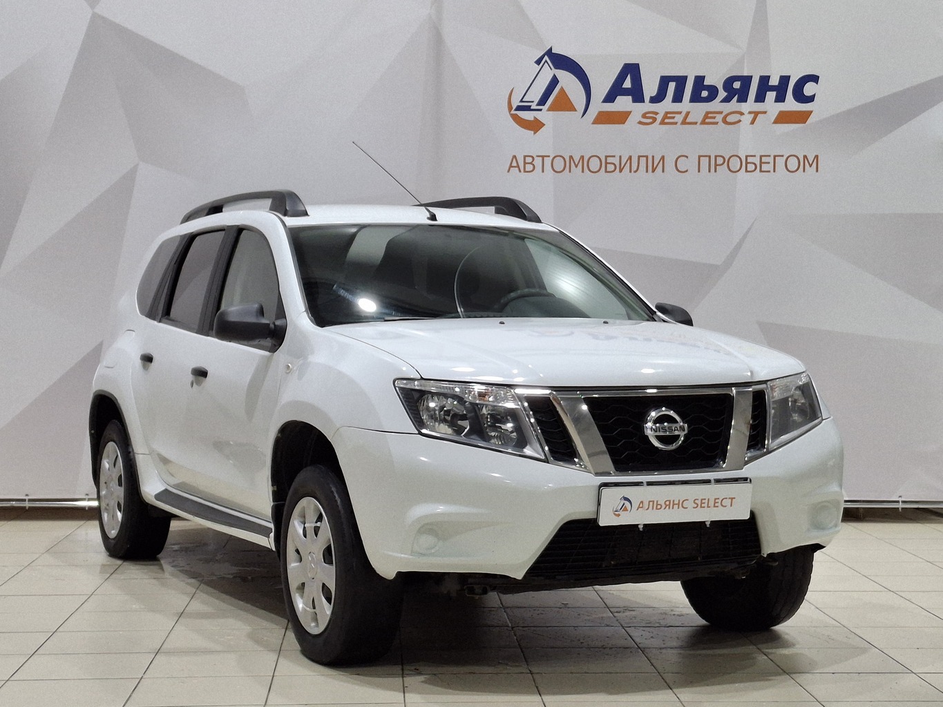 NISSAN TERRANO