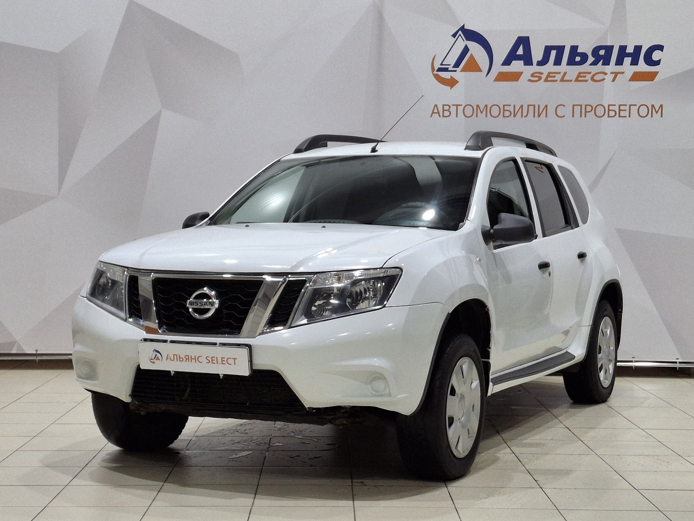 NISSAN TERRANO