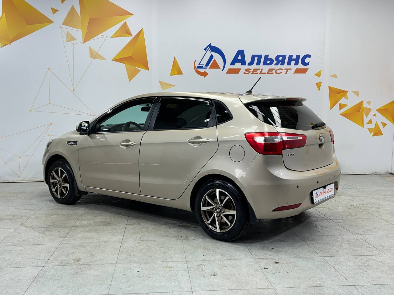 KIA RIO