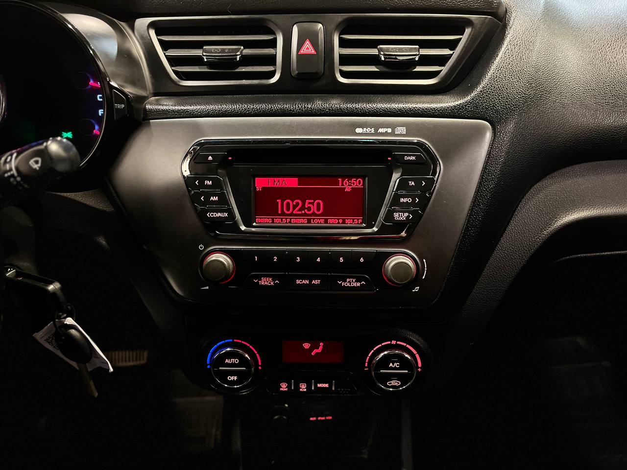 KIA RIO