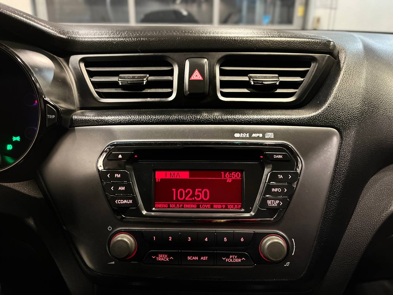 KIA RIO