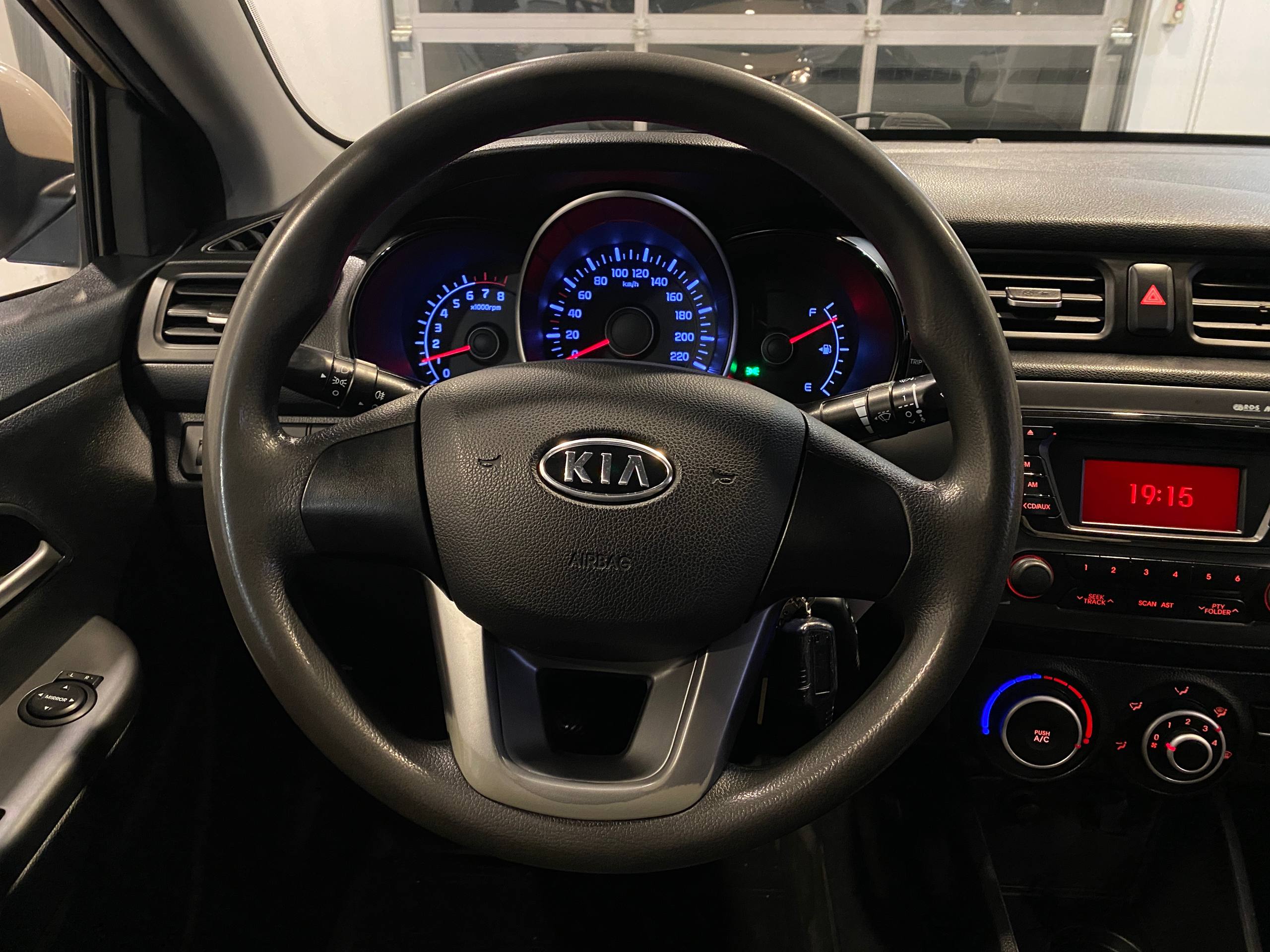 KIA RIO