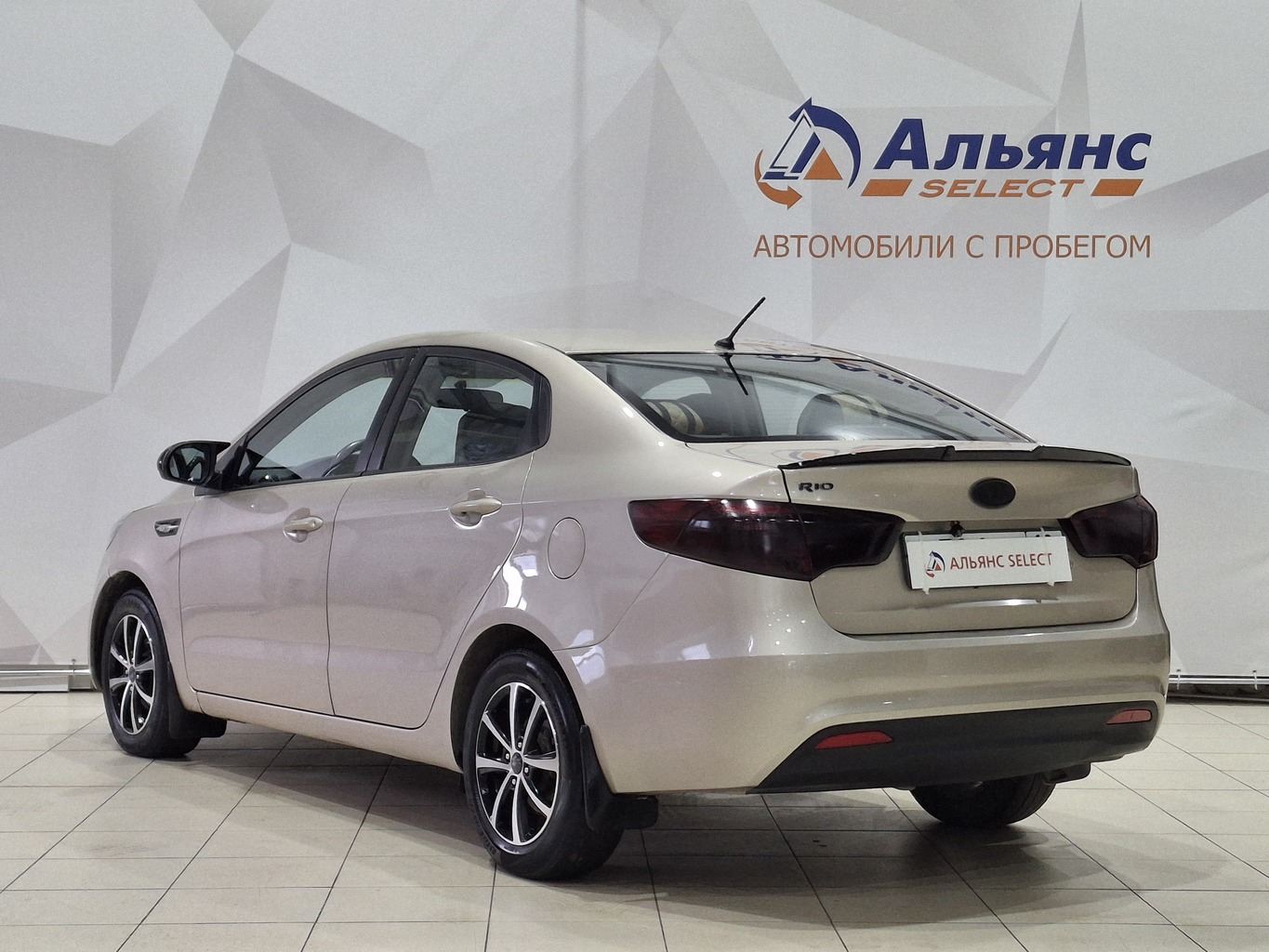 KIA RIO