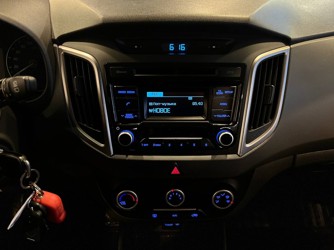 HYUNDAI CRETA