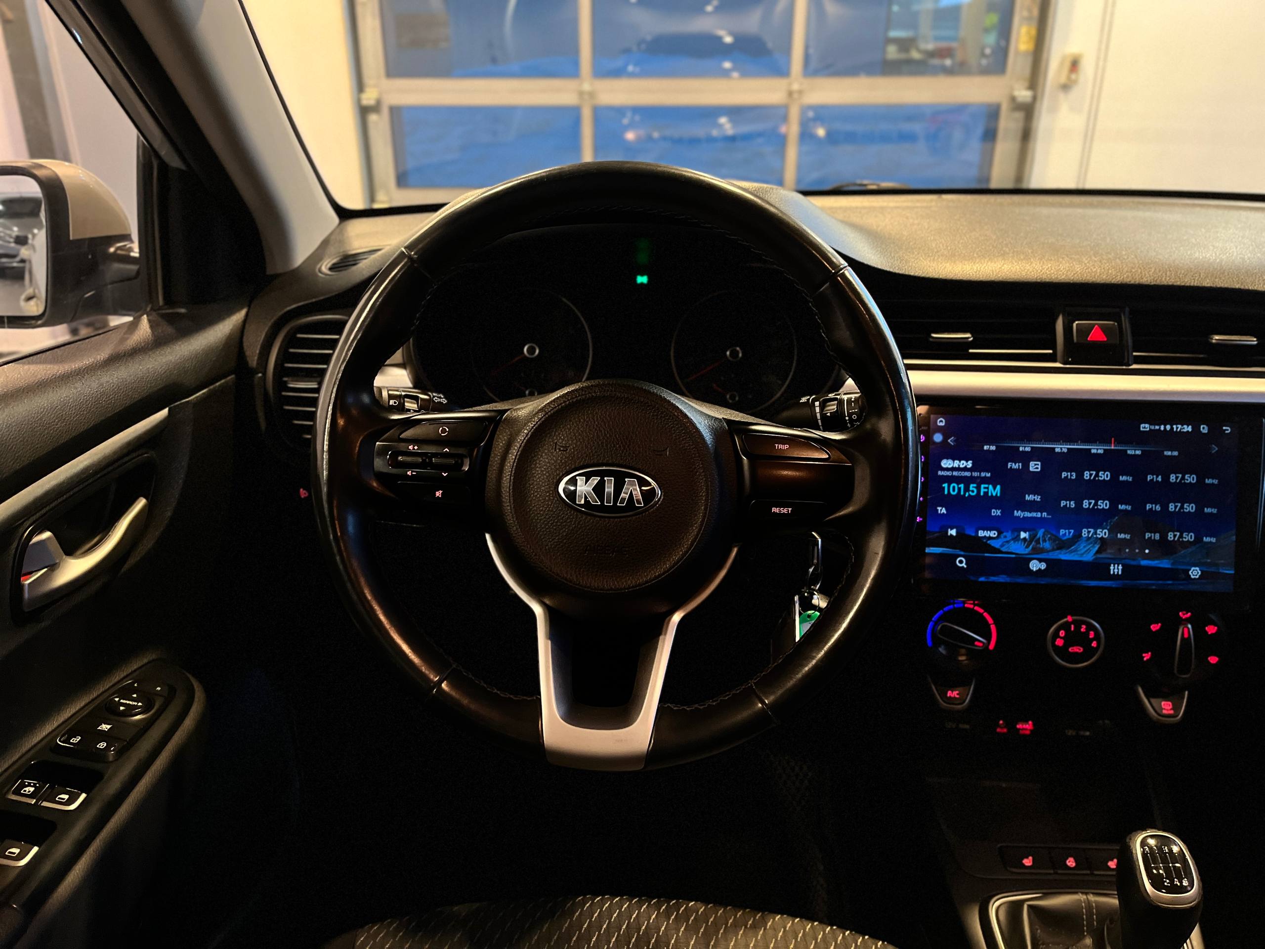KIA RIO