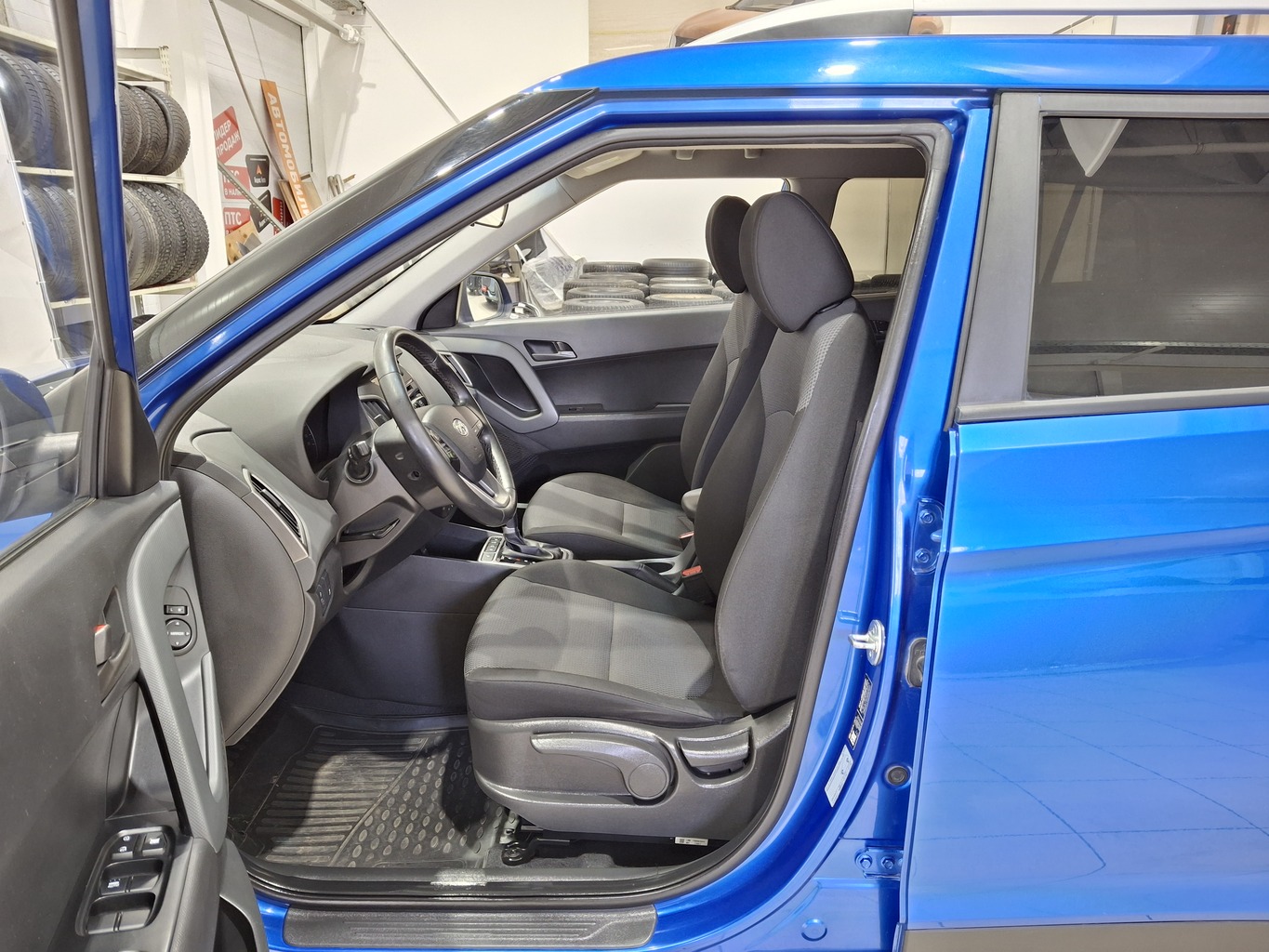 HYUNDAI CRETA