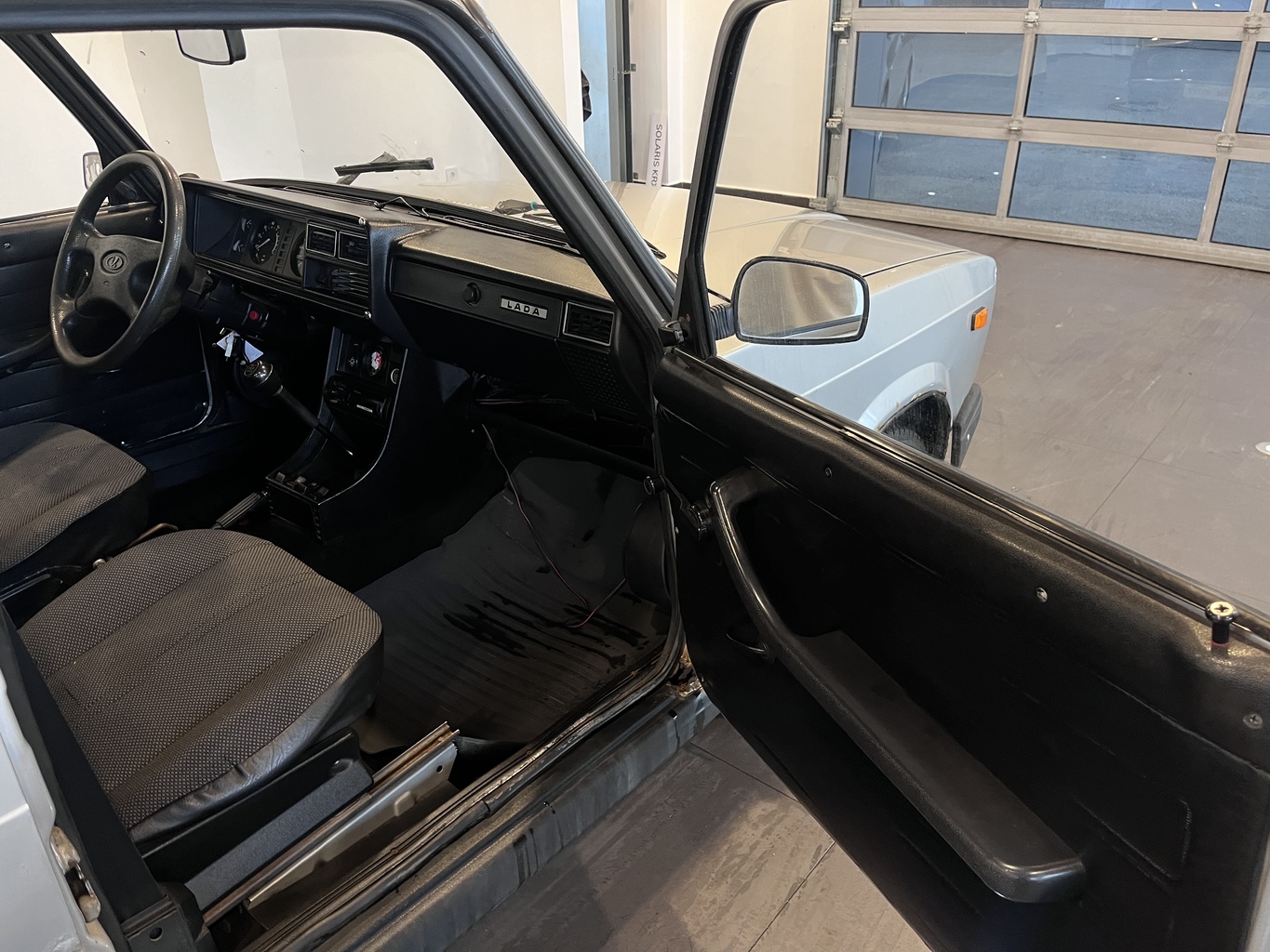 LADA 2104