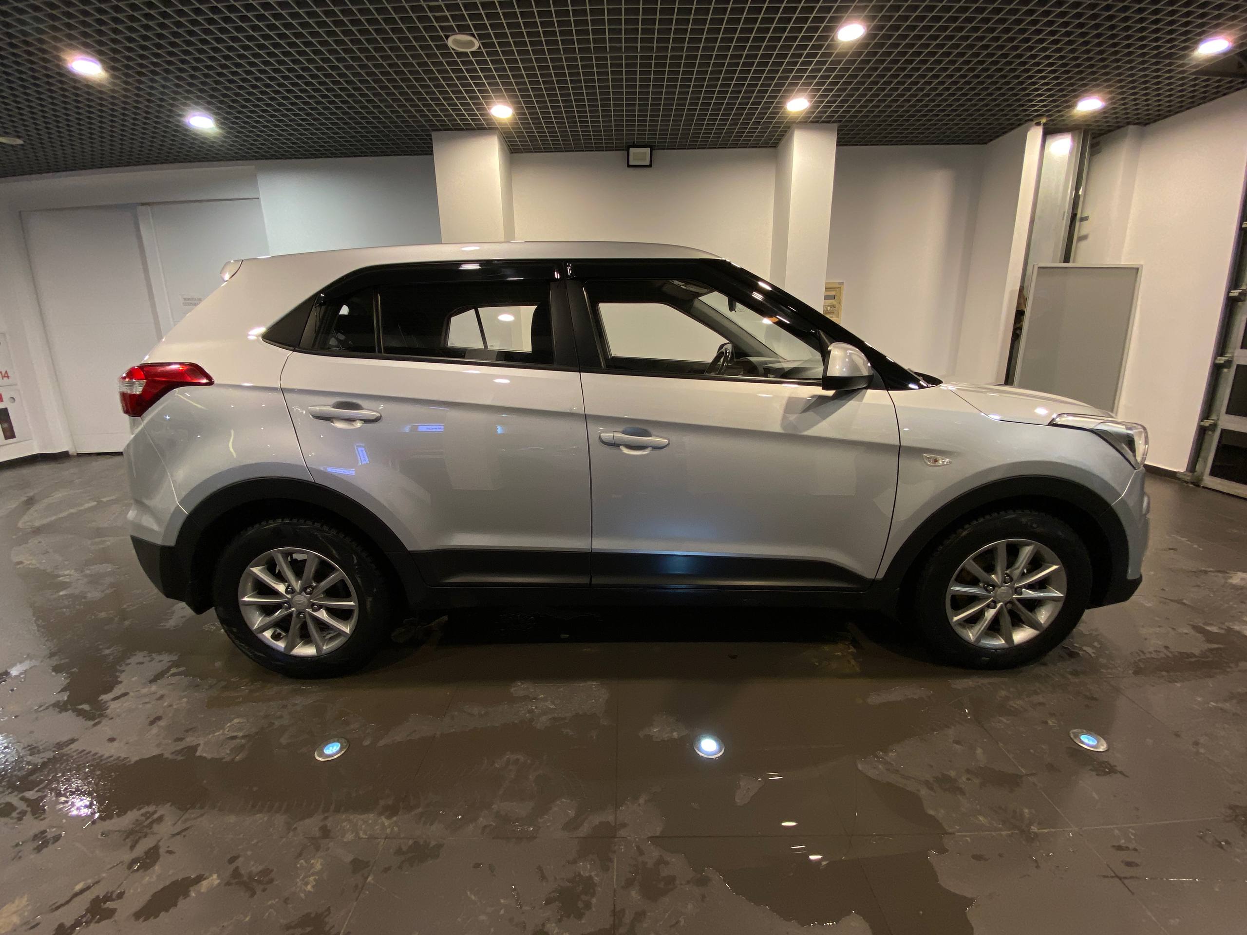 HYUNDAI CRETA