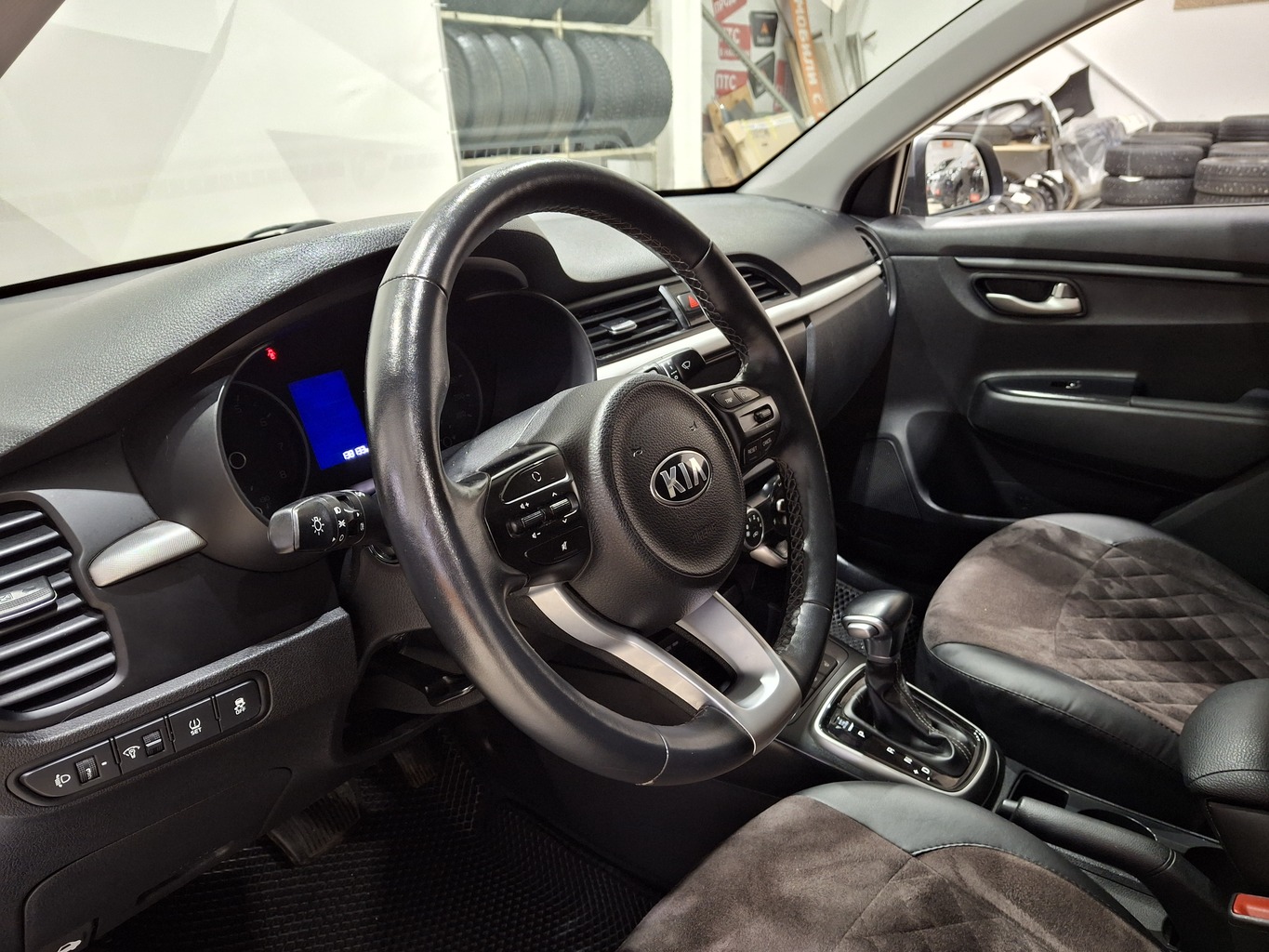 KIA RIO