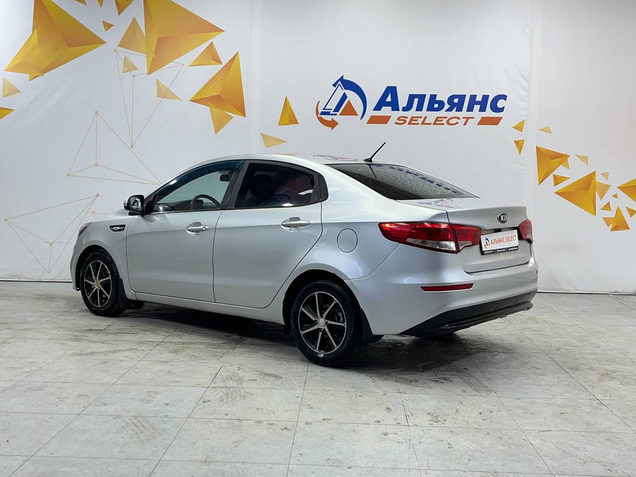 KIA RIO