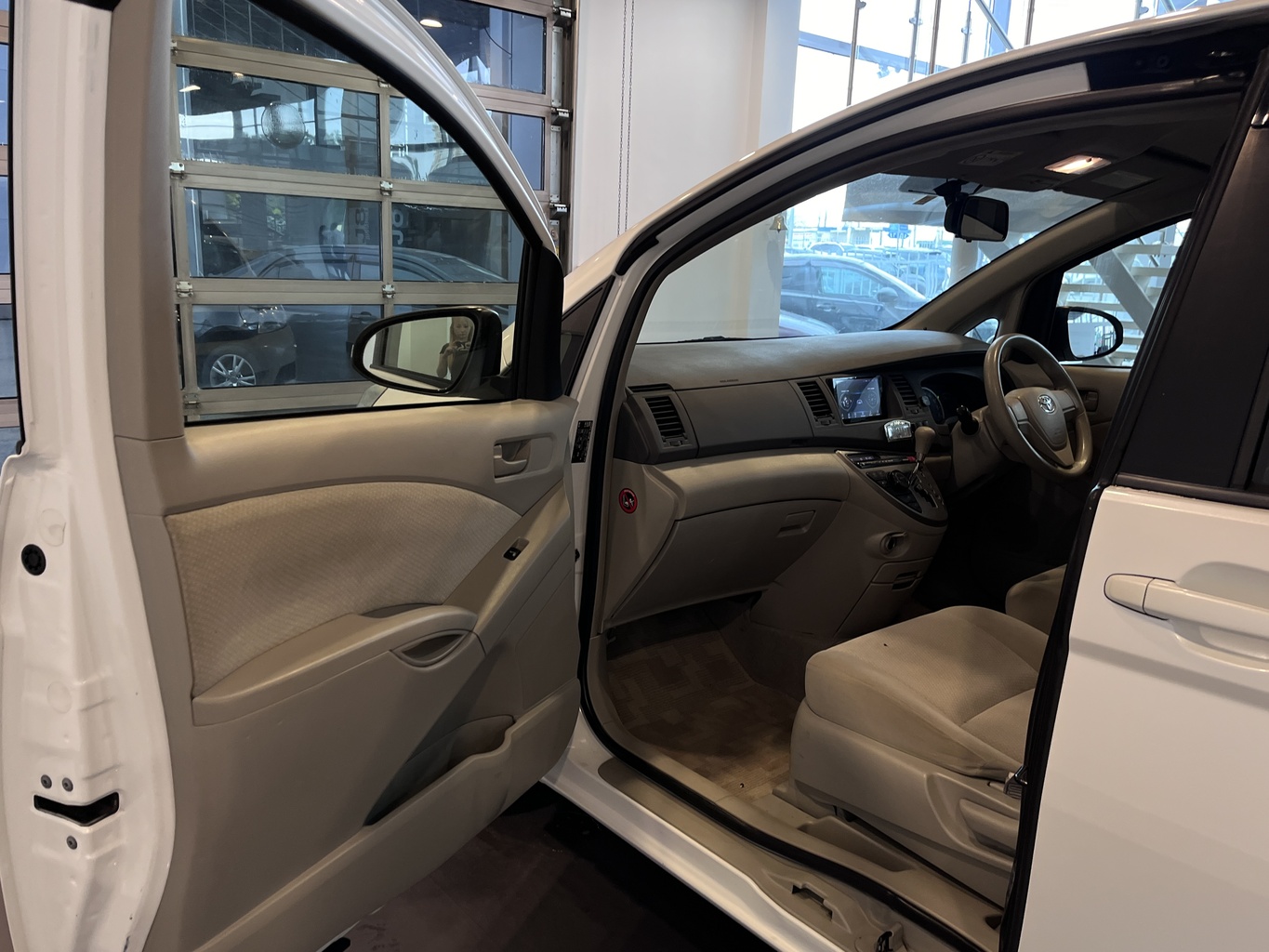 TOYOTA ISIS